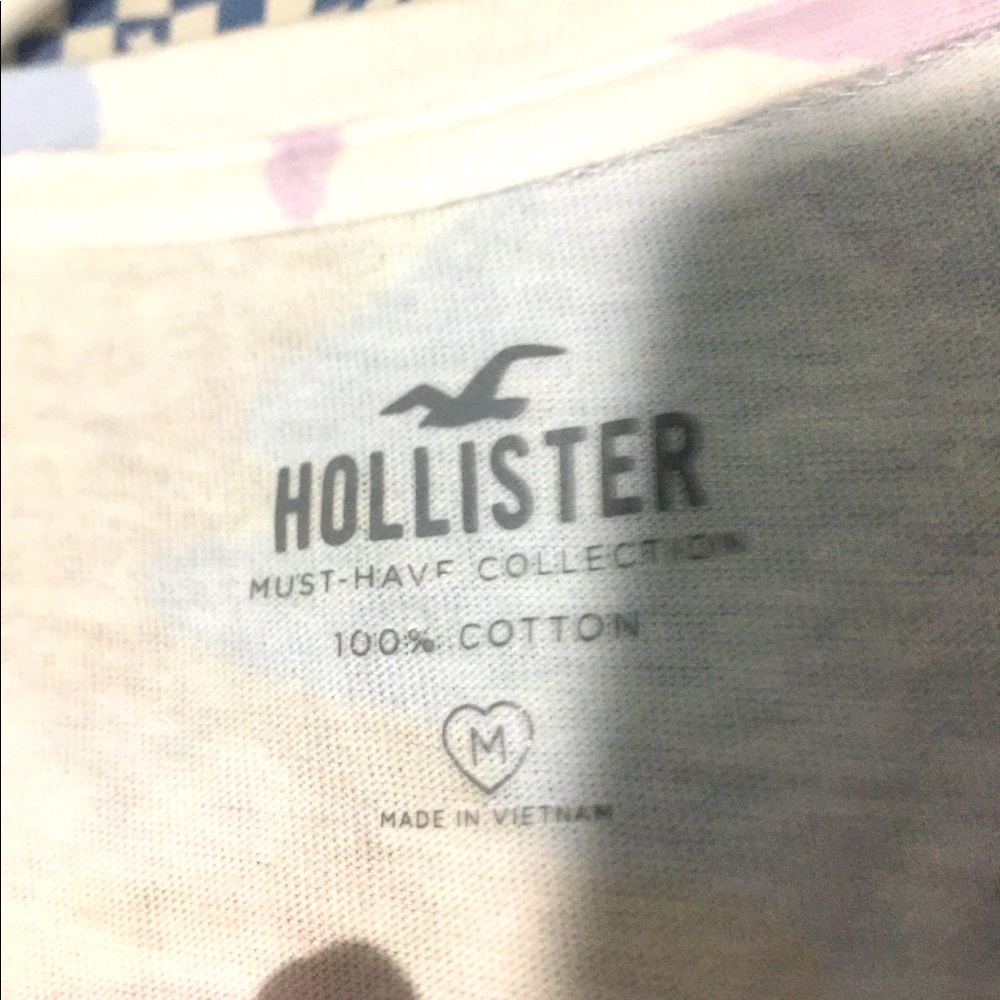 hollister cropped Tee